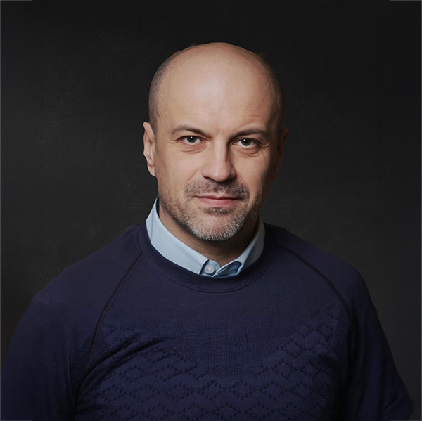 Максим Бутченко